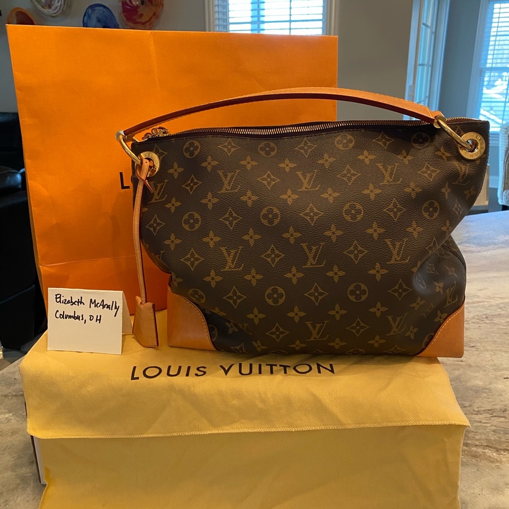 Louis Vuitton Monogram Berry PM